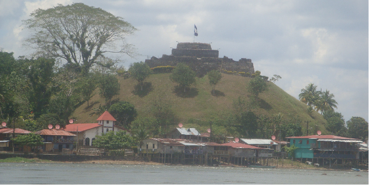 San-Juan-rivier-El-Castillo-kasteel-piraten-Nicaragua