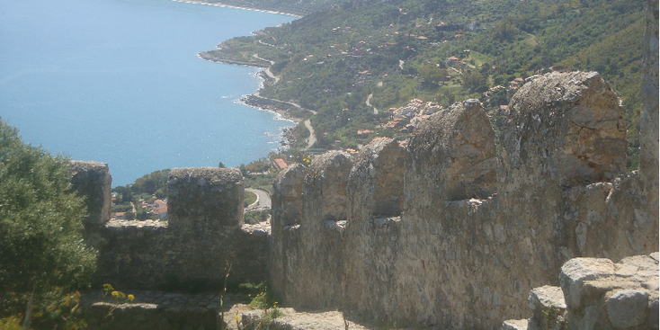 Cefalu-la-Rocca-Sicilië-Italië