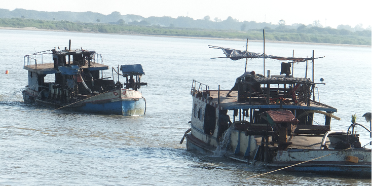 Irrawaddy-rivier-boten-Myanmar-Birma
