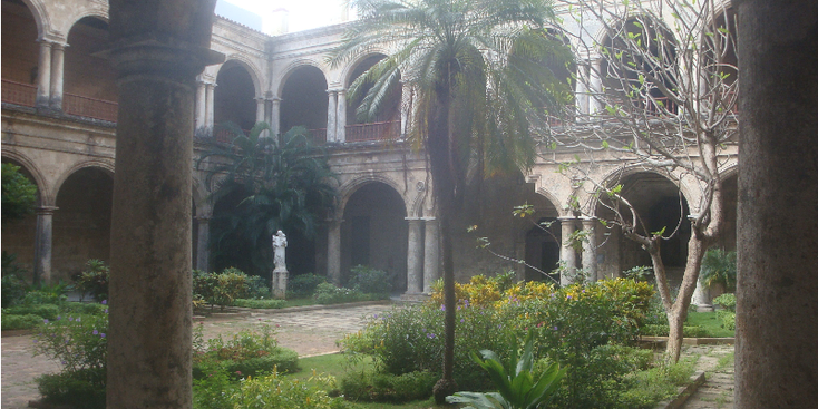 Havana-Cuba-binnenplaats-kerk-kathedraal