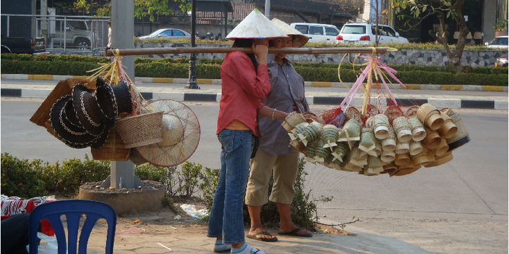 Vientiane-straatleven-verkopers-Laos