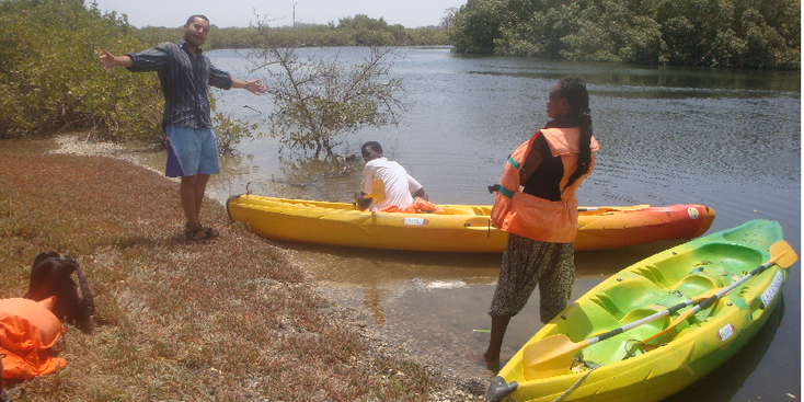 Sine-Saloum-delta-mangrove-kano-nationaal-park-Toubakouta-Senegal