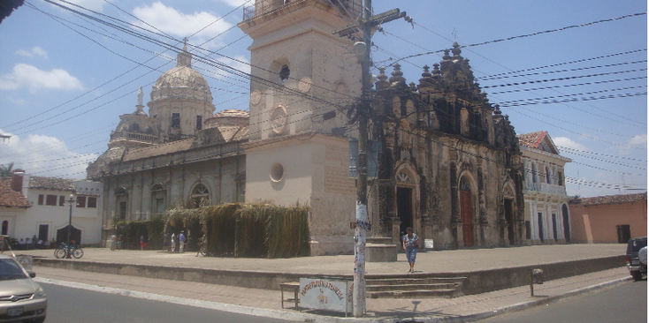 Iglesia-de-La-Merced-Church-Cathedral-Granada-Nicaragua