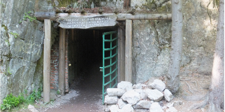 Sierpnica-grot-tunnel-Riese-Project-Polen-ww2-nazi-ondergronds-fabriek-ingang