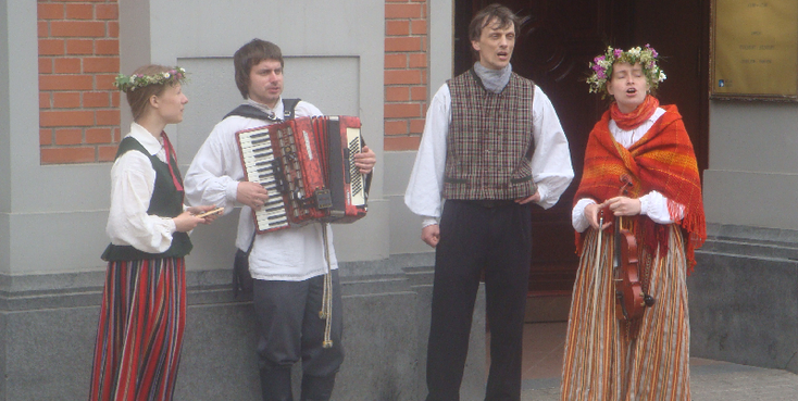 Optreden-Riga-accordeon-traditioneel-Letland