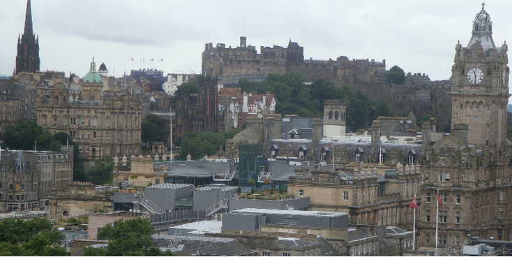 Calton-Hill-Edinburgh-heuvel-fort-kasteel-Schotland