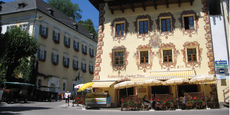 St-Wolfgang-Habsburg-terras-Salzkammergut-Oostenrijk