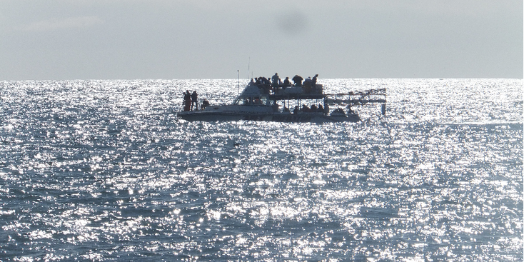 Shark-Cage-Diving-Ventures-Zuid-Afrika-boot-Hermanus