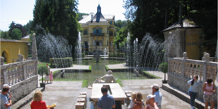 Hellbrun-waterspelen-fontein-water-Salzburg-Oostenrijk
