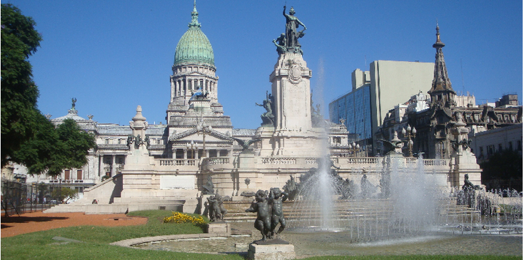 Buenos-Aires-Congresso-congres-centrum-standbeeld-fontein-Argentinië