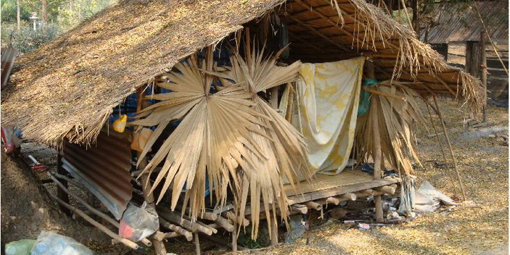 Sukothai-historisch-park-rieten-hut-Thailand