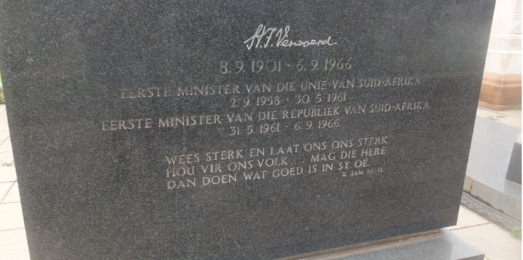 Heldenakker-Pretoria-Verwoerd-grafsteen-tombe-begraafplaats-Zuid-Afrika