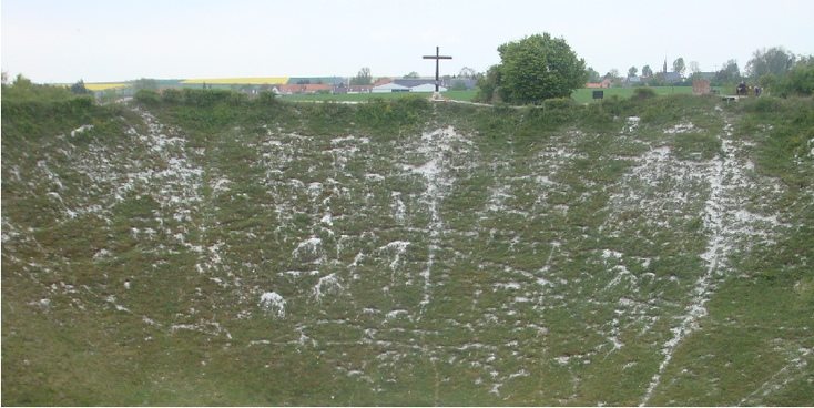 La-Grande-Mine-La-Boiselle-kruis-krater-WW1-Frankrijk