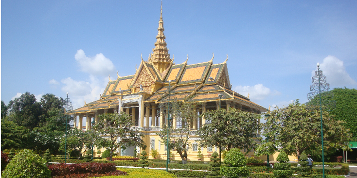 Phnom-Penh-Koninklijk-paleis-tempel-Cambodja-goud-blad