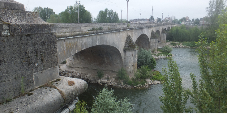 Orleans-brug-rivier-Loire-Frankrijk