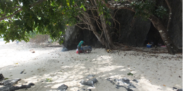 Simuzi-island-eiland-Bacuit-archipelo-archipel-lunch-strand-El-Nido-Palawan-Filipijnen