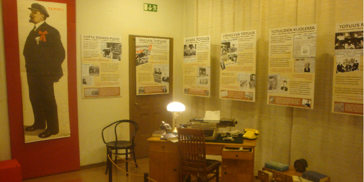 Lenin-museum-Tampere-bureau-Finland