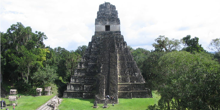 Tikal-maya-Indianen-tempel-Guatemala