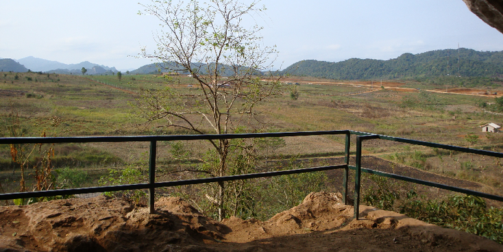 Vieng-Xai-Pathet-Lao-hoofdkwartier-bunker-ondergronds-Laos