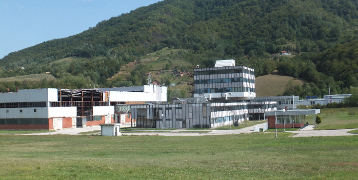 Potocari-Dutchbat-basis-hal-kamp-legerhal-oorlog-VN-Bosnië-Herzegovina
