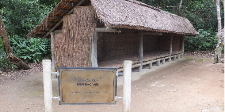 Tham-Quan-di-Tich-So-Chi-Huy-Chien-Dich-Muong-Phang-Headquarter-Giap-hut-Vietnam
