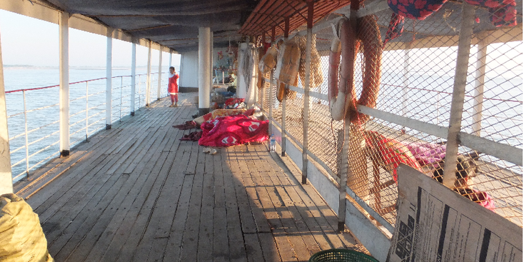 Irrawaddy-boot-dek-Mandalay-rivier-Myanmar