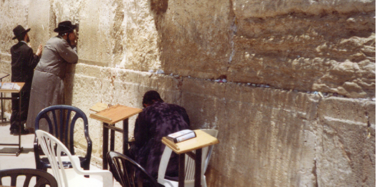 Klaagmuur-Joden-bidden-Jeruzalem-Israël-heilig