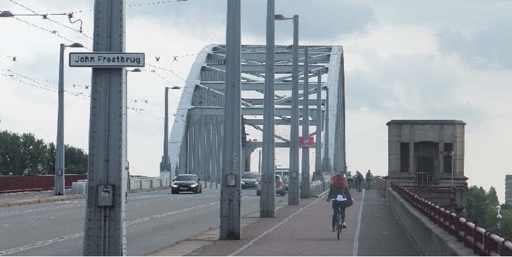 John-Frost-verkeersbrug-brug-Arnhem-A-Bridge-Too-Far-WW2-Market-Garden-Nederland