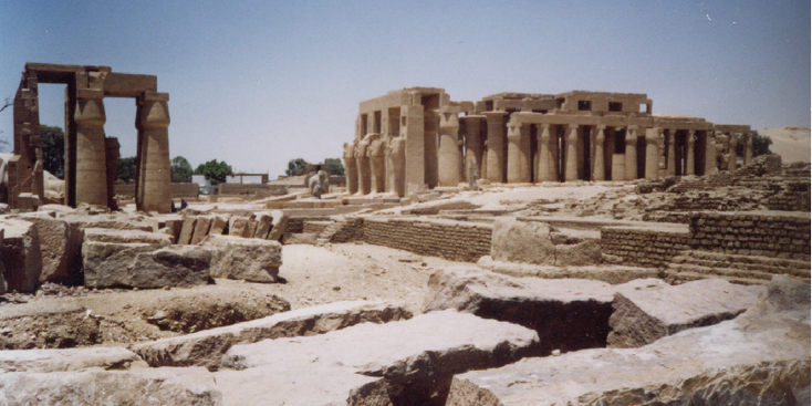 Ramasseum-Ramses-Luxor-Amon-Temple-Egypt