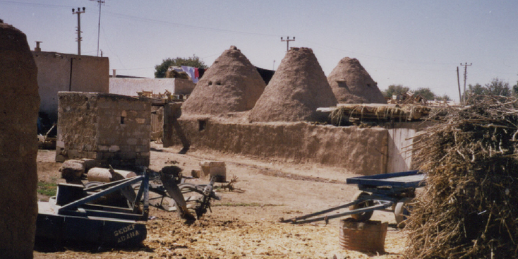 Harran-Bijbels-bijenkorf-hutten-lemen-grens-Syrië-Turkije
