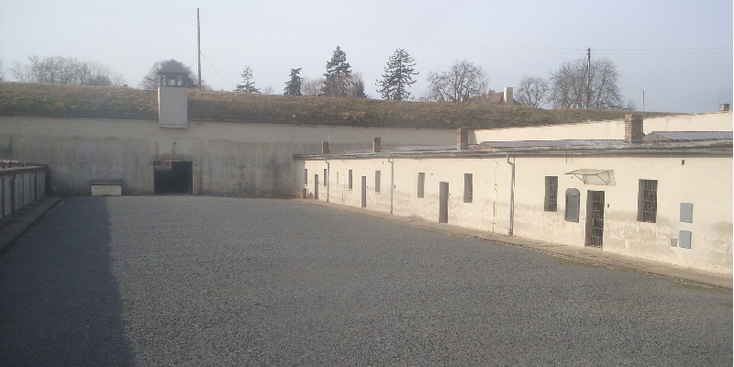 Theresienstadt-Terezin-concentratiekamp-model-propaganda-nazi-WW2-Tsjechië
