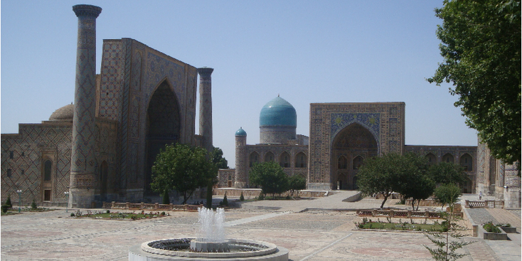 Registan-Samarkand-fontein-Oezbekistan