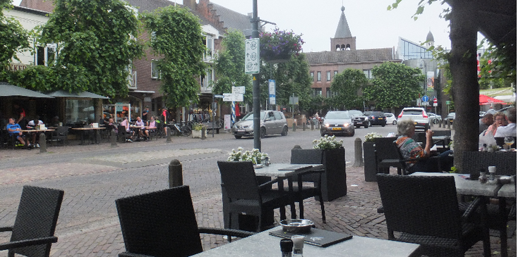 Baarle-Nassau-terras-kerk-Singel-Nederland