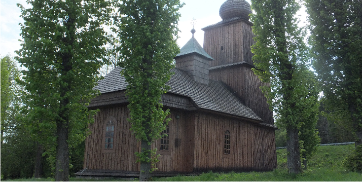 Vysny-Komarnik-houten-kerk-Dukla-pas-Slowakije