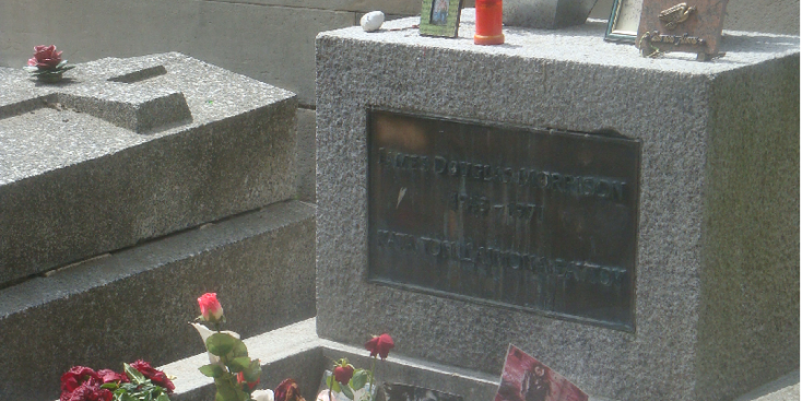 Pere-Lachaise-Jim-Morrison-begraafplaats-graf-Parijs-Frankrijk