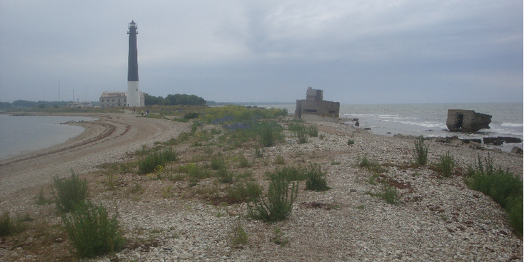 Saaremaa-vuurtoren-eiland-strand-bunker-nationaal-park-Estland