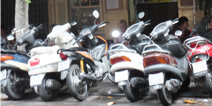 Hanoi-scooter-Vietnam