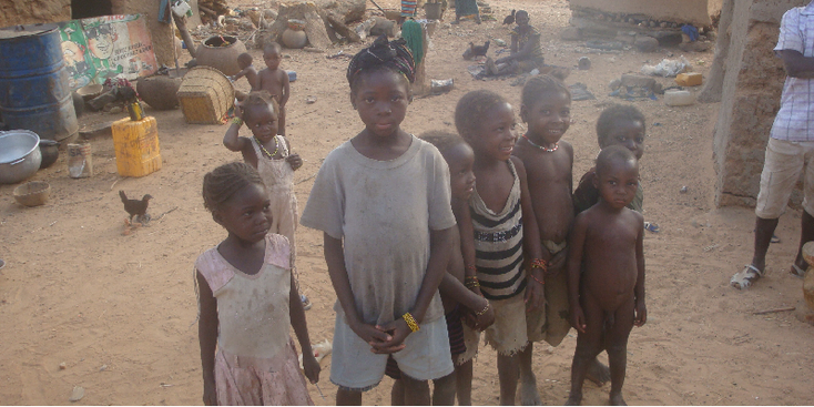 Dogon-land-Mali-lemen-huizen-kinderen