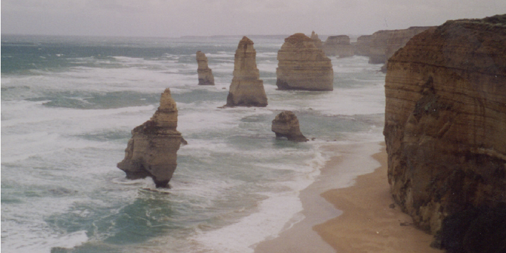 Great-Ocean-Road-Twelve-Apostles-Australia