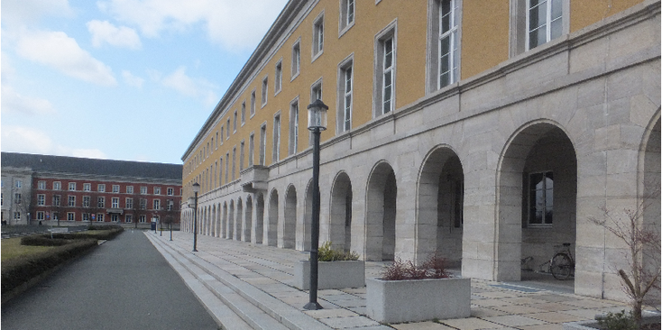 Gauforum-Weimarplatz-Weimar-Nazi-architectuur-plein-Duitsland