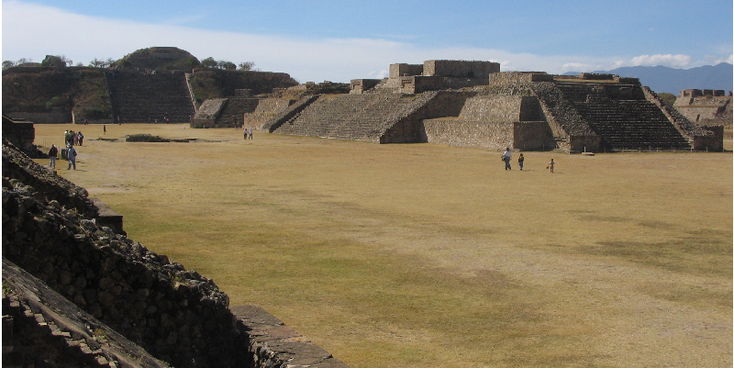 Monte-Alban-tempel-complex-Azteken-Mexico
