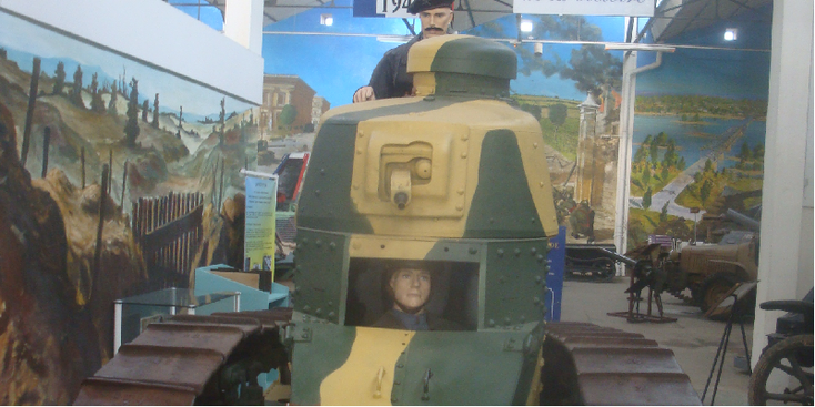 Saumur-Tank-Museum-Musee-des-Blindes-WW1-Franse-Frankrijk