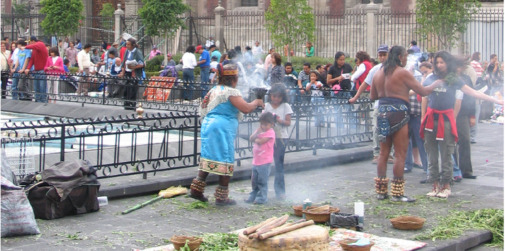 Zocalo-Mexico-stad-Indianen-zegening