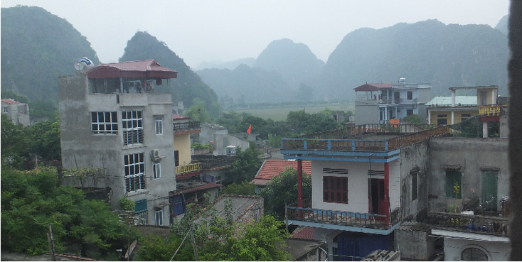 Tam-Coc-Tuan-Tu-restaurant-guesthouse-Karst-gebergte-uitzicht-Vietnam
