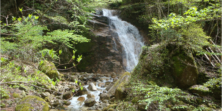Magome-Tsumago-waterval-Japan