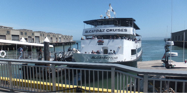 Alcatraz-cruises-veerboot-ferry-pier-San-Francisco-Verenigde-Staten