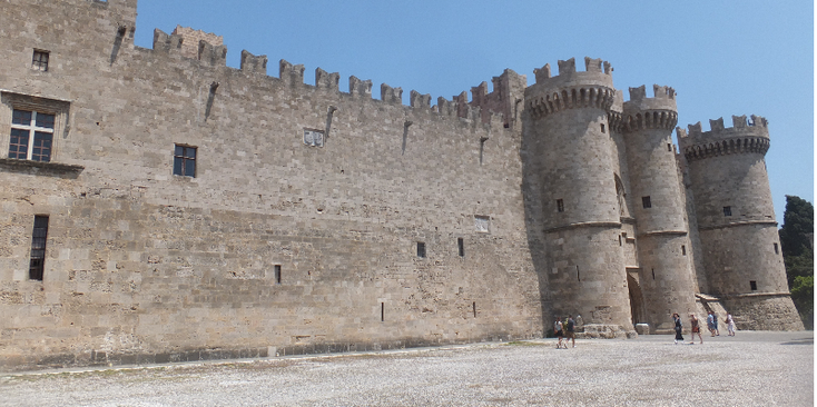 Rhodos-eiland-paleis-Grootmeesters-Griekenland-stadsmuur-toren-Kruisvaarders