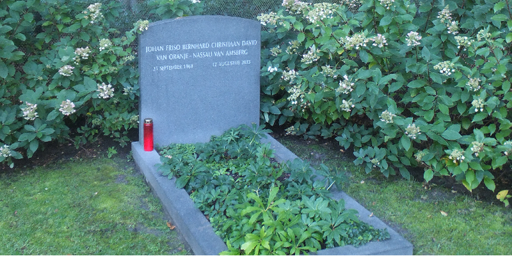 Friso-Lage-Vuursche-grafsteen-graf-Oranje-Nederland