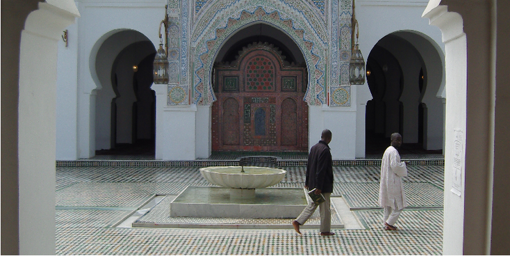 Fes-Fez-Marokko-moskee-plein-wasbak