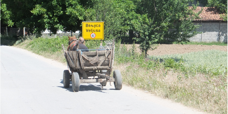 Veljusa-Strumica-paard-wagen-bord-Macedonië